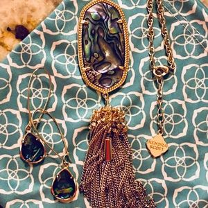 Kendra Scott Rayne Necklace in abalone w/ earrings